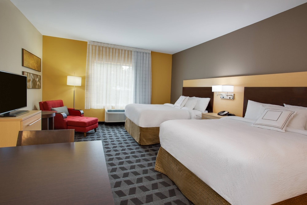 Towneplace Suites By Marriott Gainesville Northwest 3/23