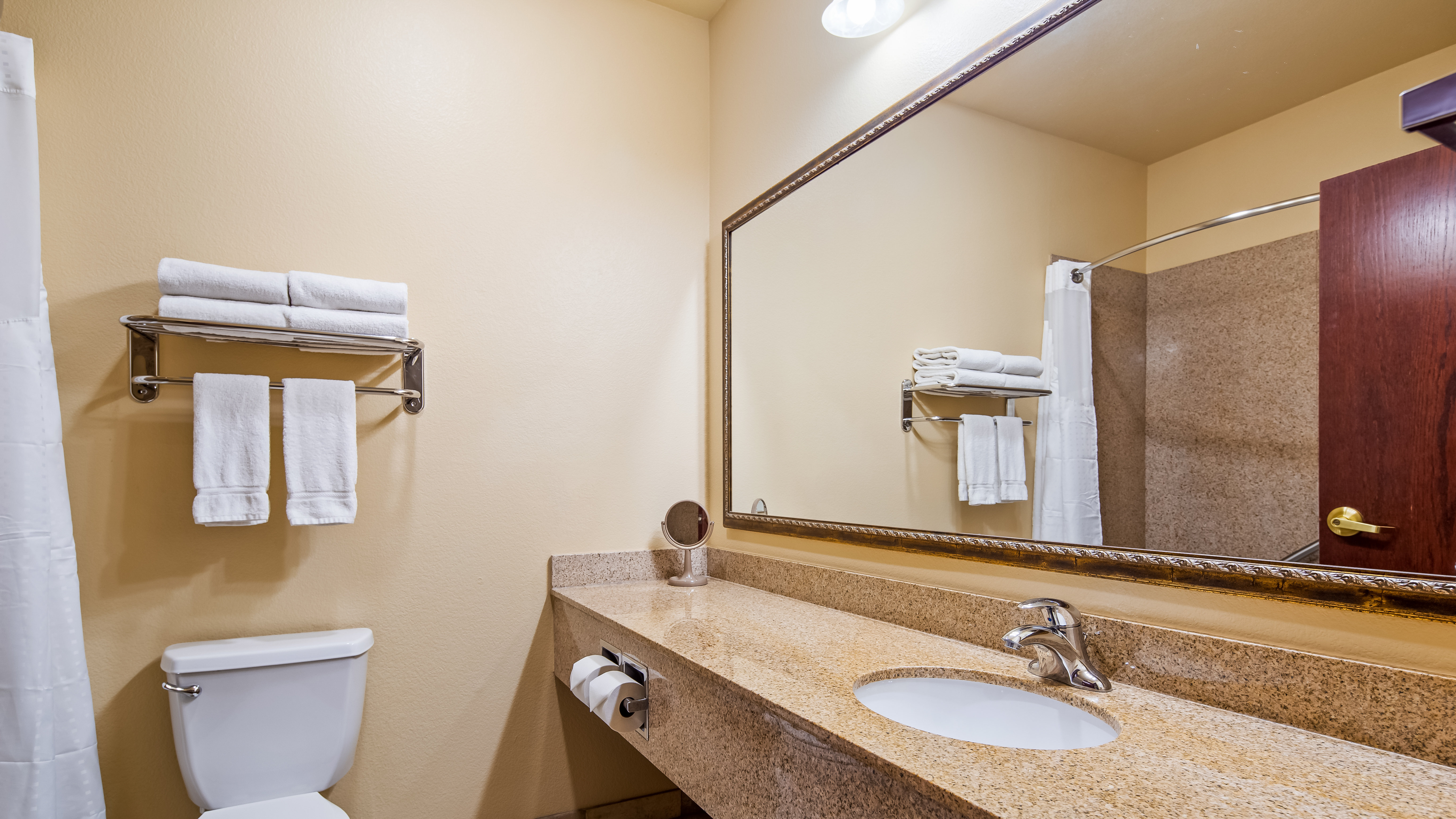 Best Western Plus Crown Colony Inn and Suites 56/59