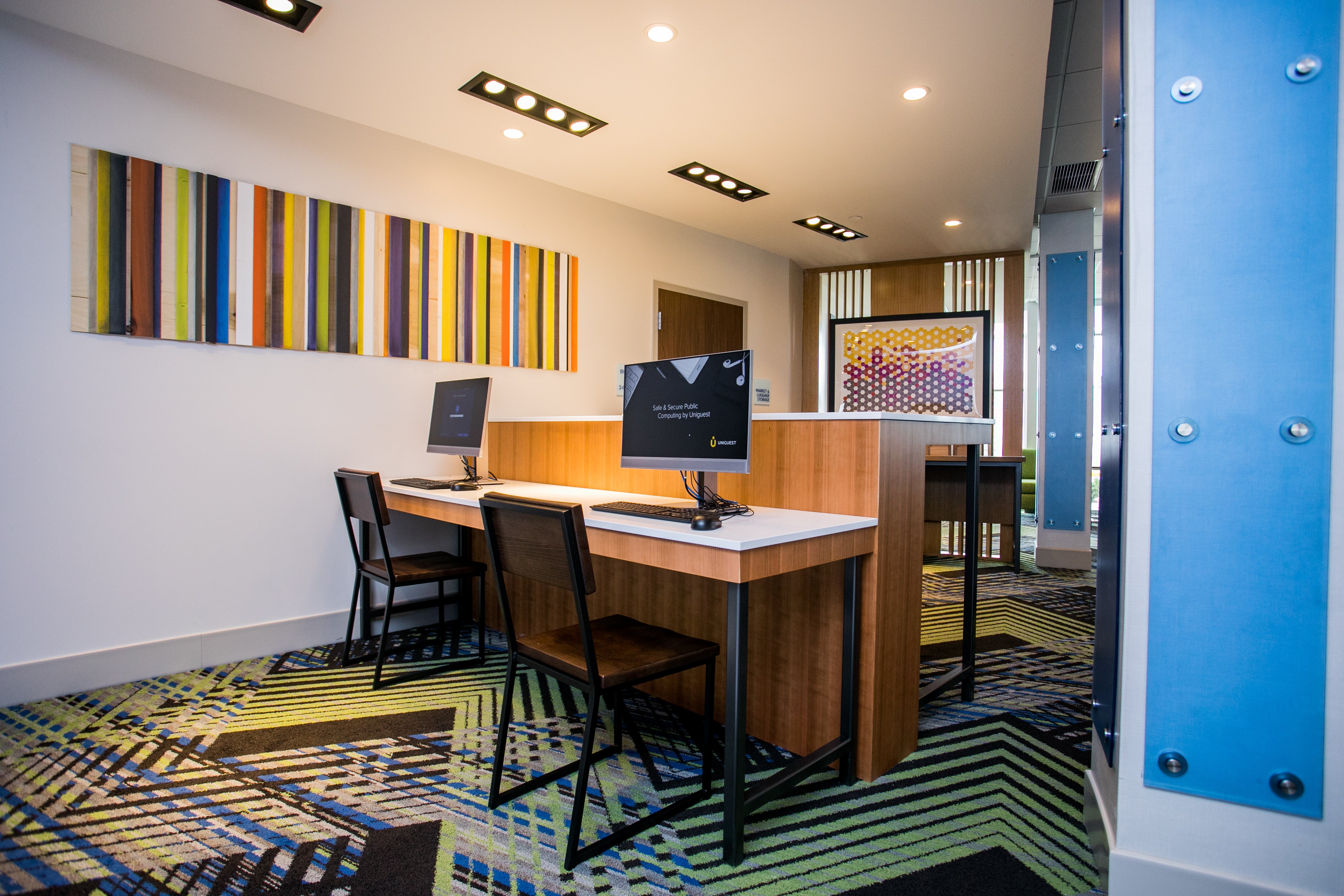 Holiday Inn Express & Suites Rehoboth Beach 48/51