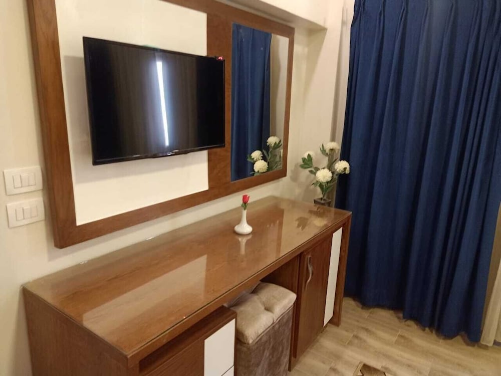 Jewel Al Nasr Hotel & Apartments 33/34