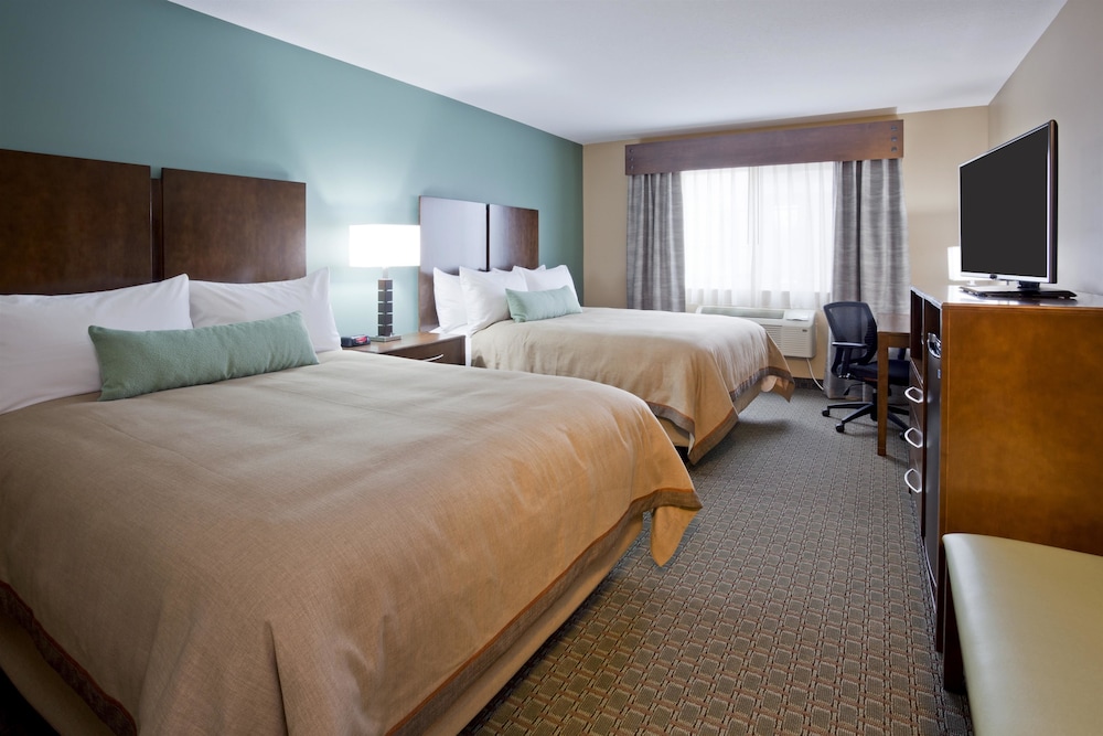 GrandStay Hotel & Suites - Delano 5/21