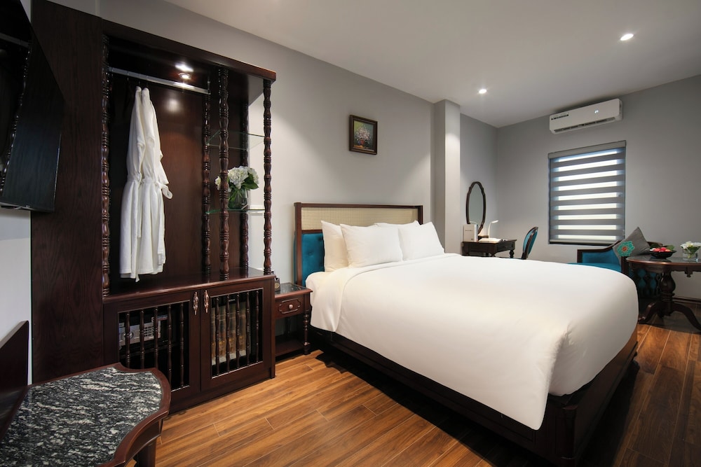 SUPERIOR, DOUBLE BED