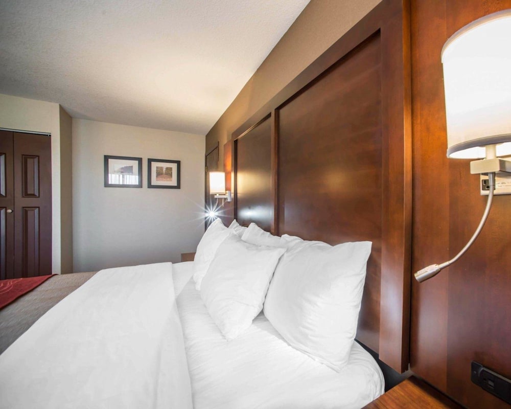 Quality Inn & Suites Boonville - Columbia 12/24