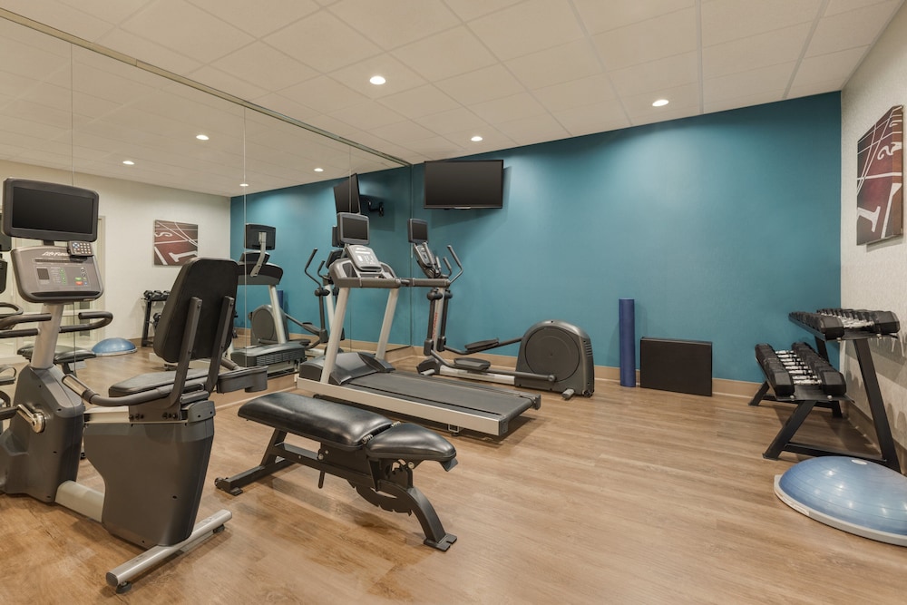 Holiday Inn Express Hotel Suites Opelika Auburn 42/71