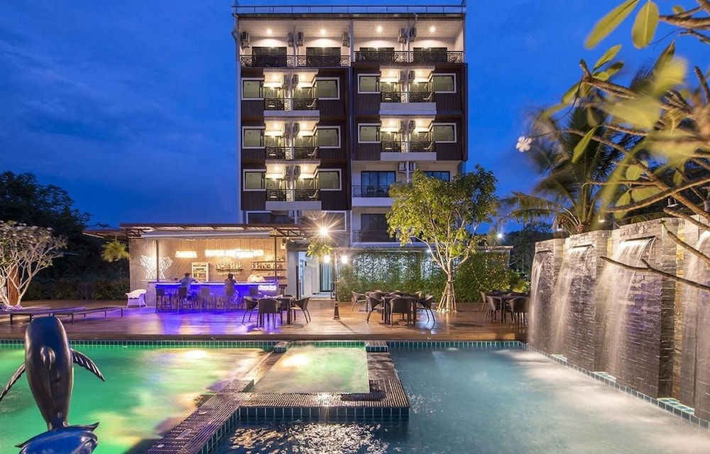 River Front Krabi Hotel 4/55