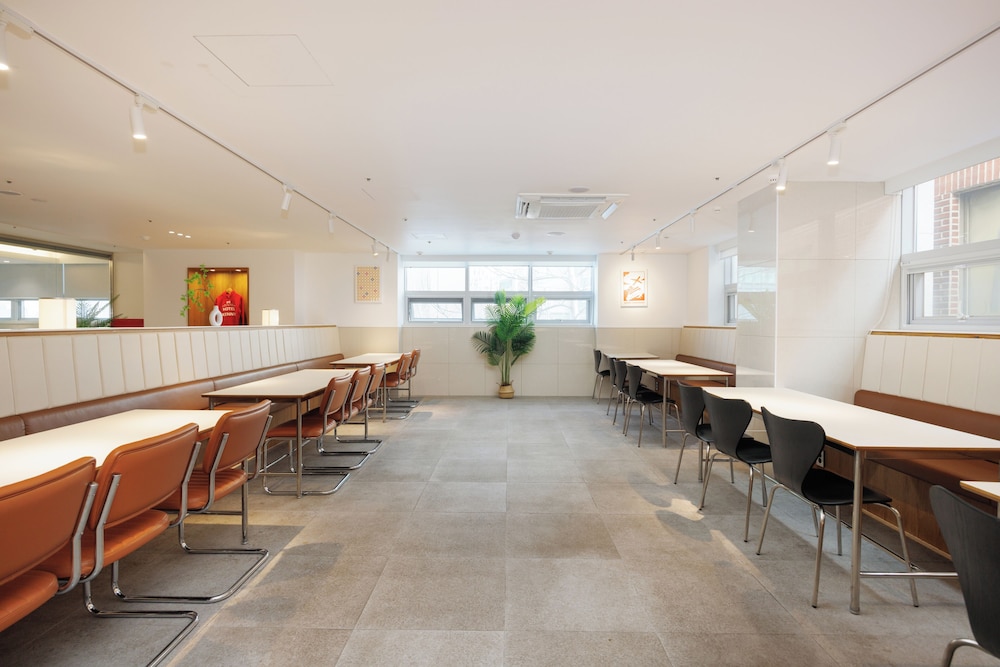 Hotel Kenny Gijang 30/43