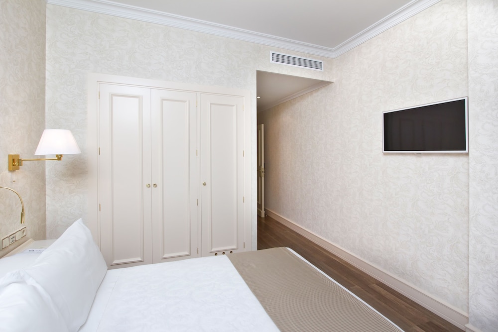 Hotel Atlantico Madrid 44/74