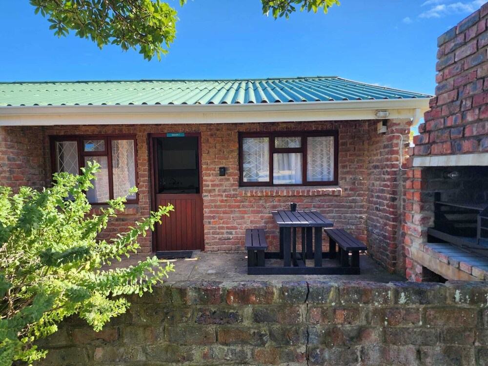 Muir Holiday Apartments 40/48
