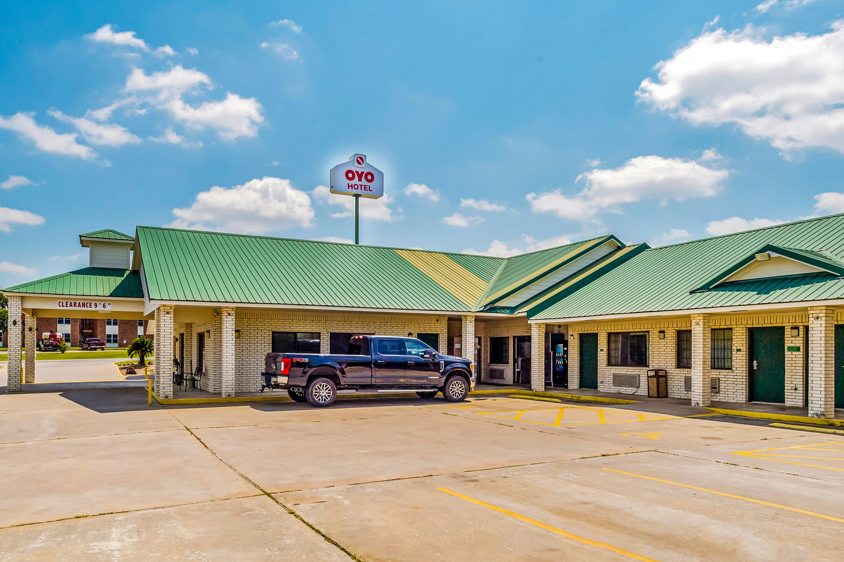 Oyo Hotel Yoakum West 68/74