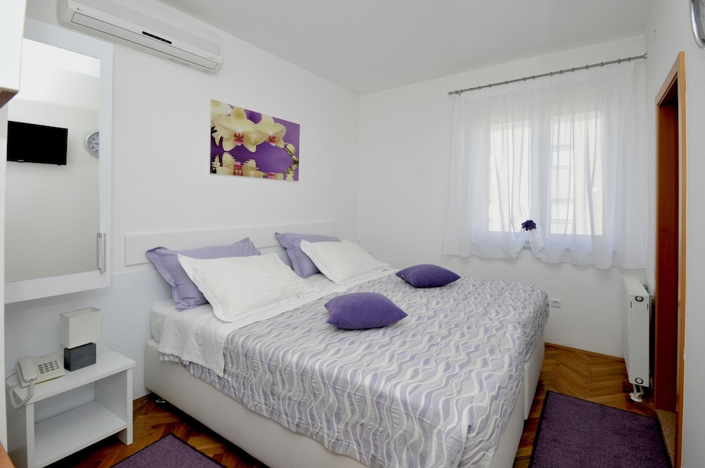 Apartmani Trogir 8/50