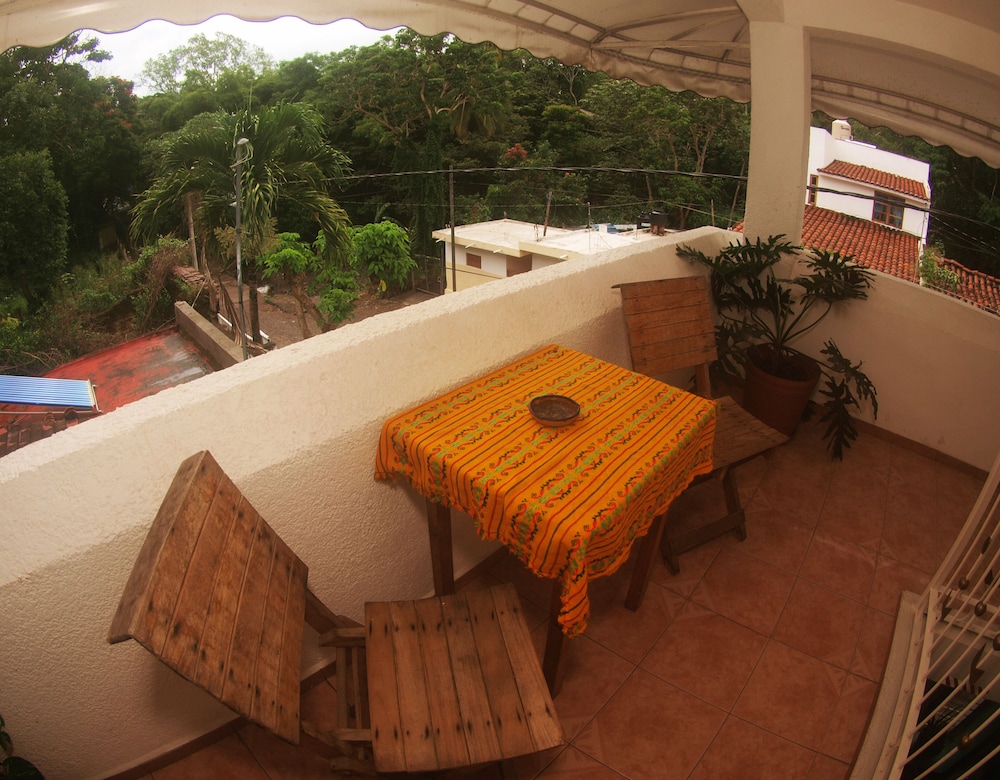 Hostal Casa Blanca 34/50