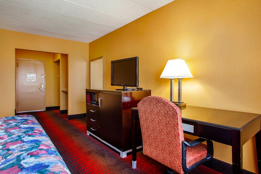 Rodeway Inn Meadowlands 21/30