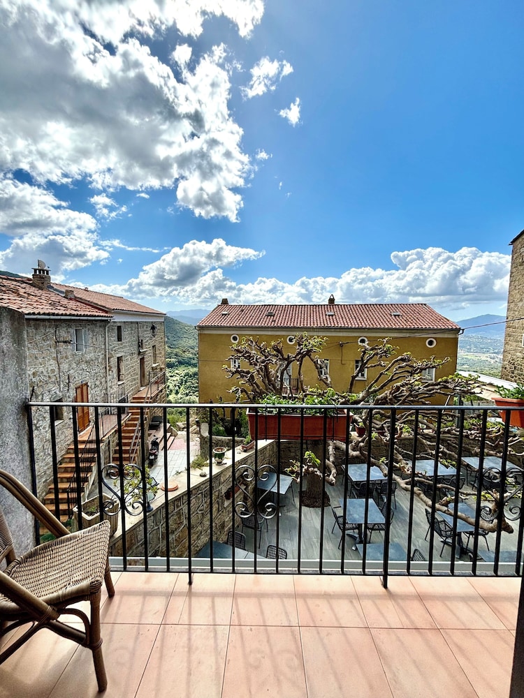 Hôtel Restaurant U Santa Maria 29/50