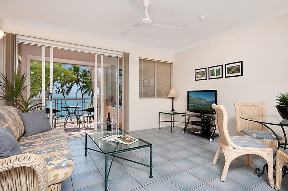 Alassio Palm Cove 17/31