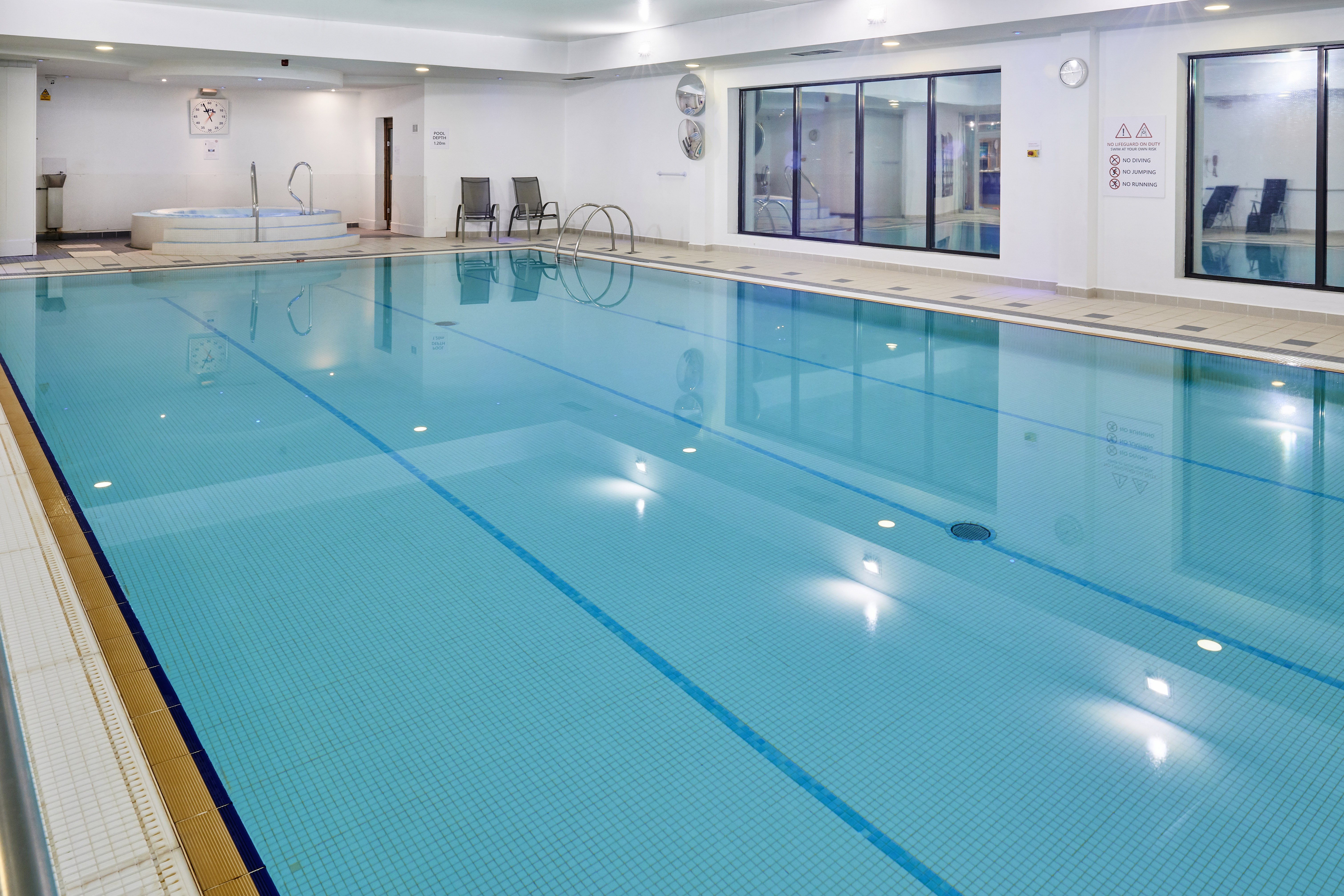 Holiday Inn Taunton 25/50
