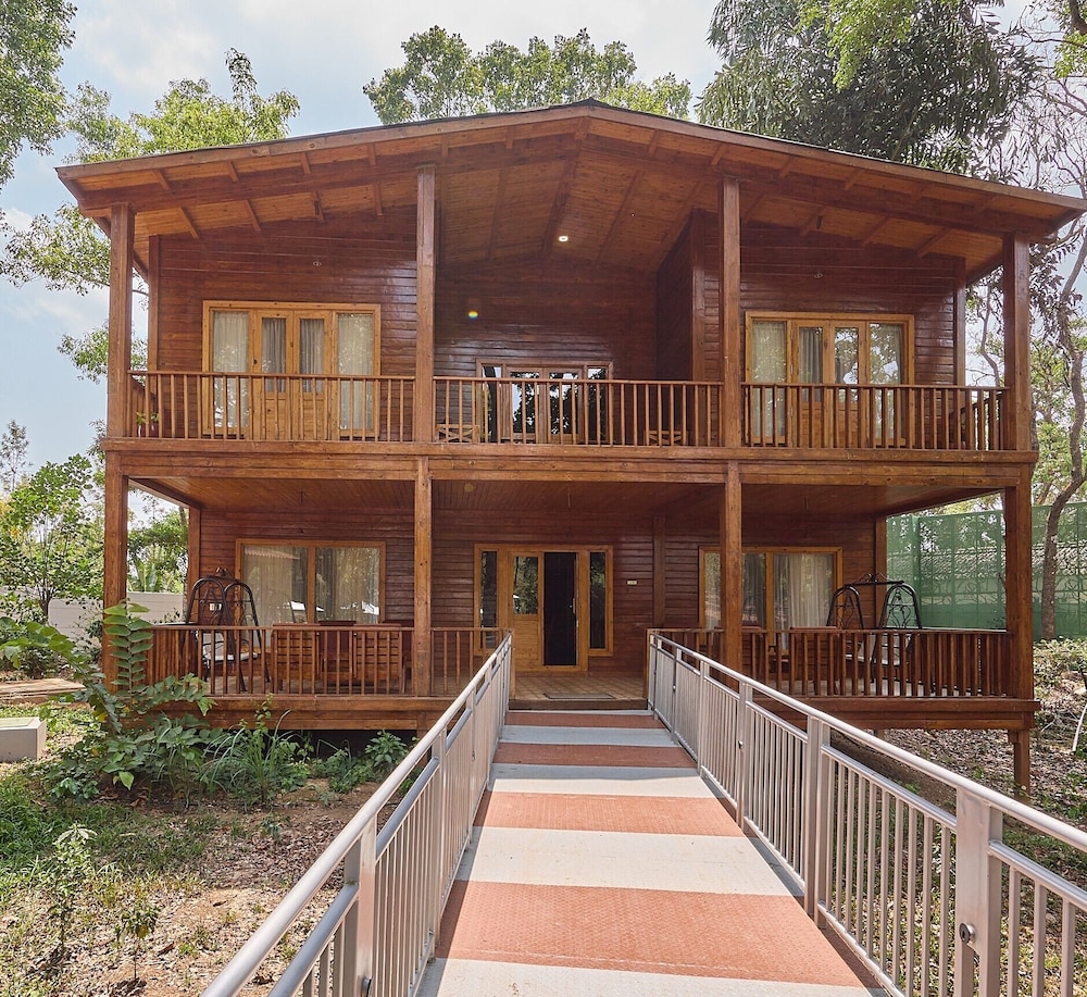Regenta Resort Sakleshpur 1/50