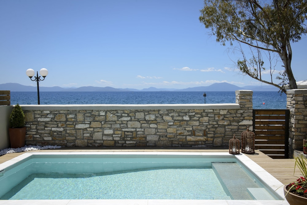 Gatzea Villas 18/36