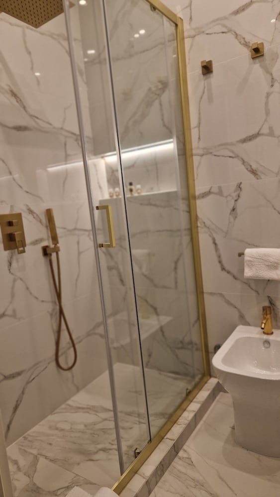 B&B Living 39/43
