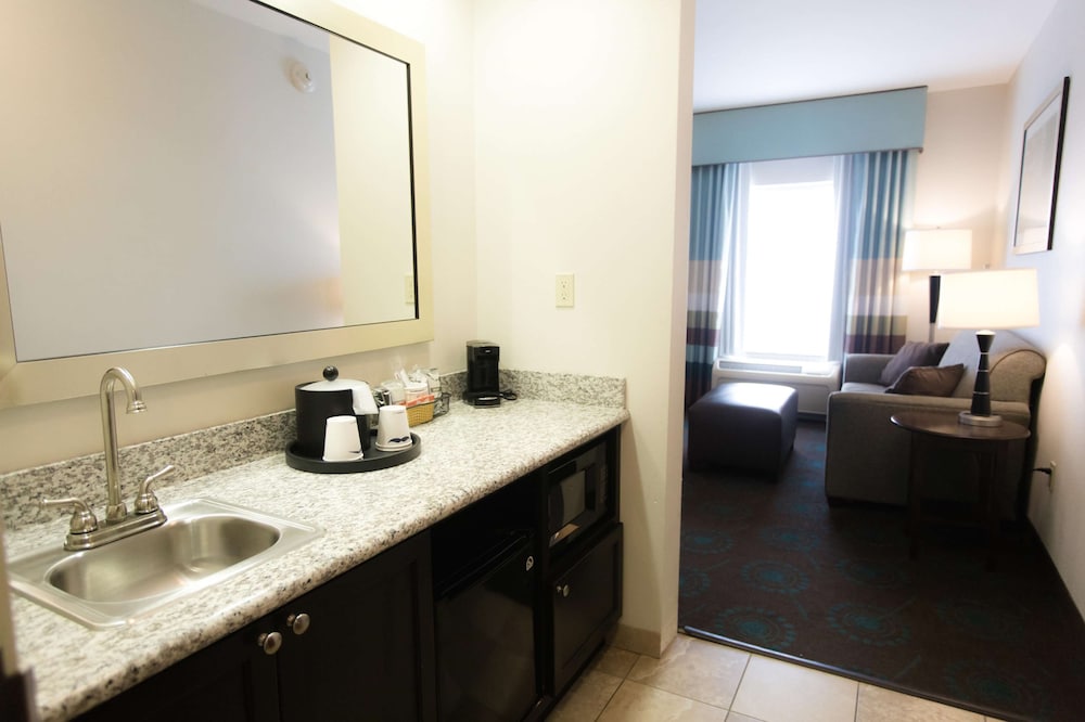 Hampton Inn And Suites Middlebury In 40/42