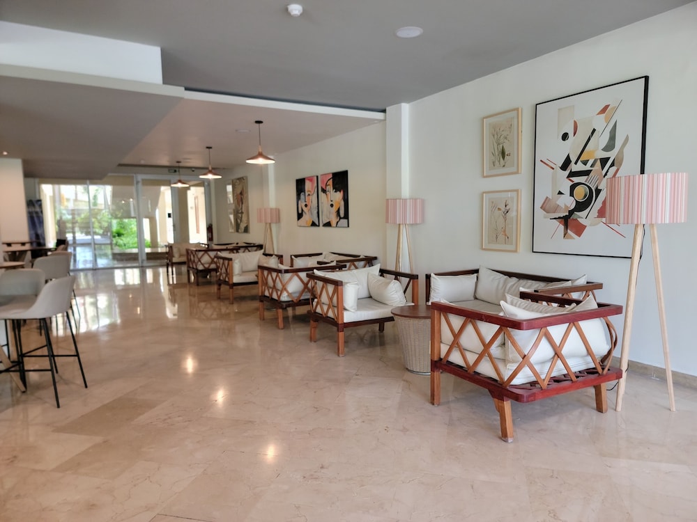 Impressive Premium Punta Cana 24/40