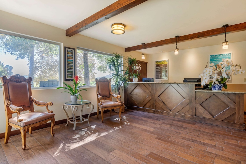 Carlton Oaks Lodge, Ascend Hotel Collection 9/71