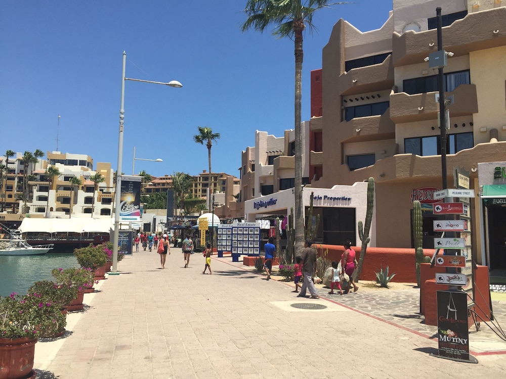Studio Suite At Marina Cabo Plaza 32/39