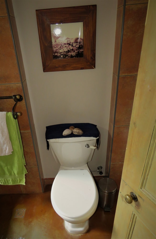 Fountain Baths Guest Cottages 40/42