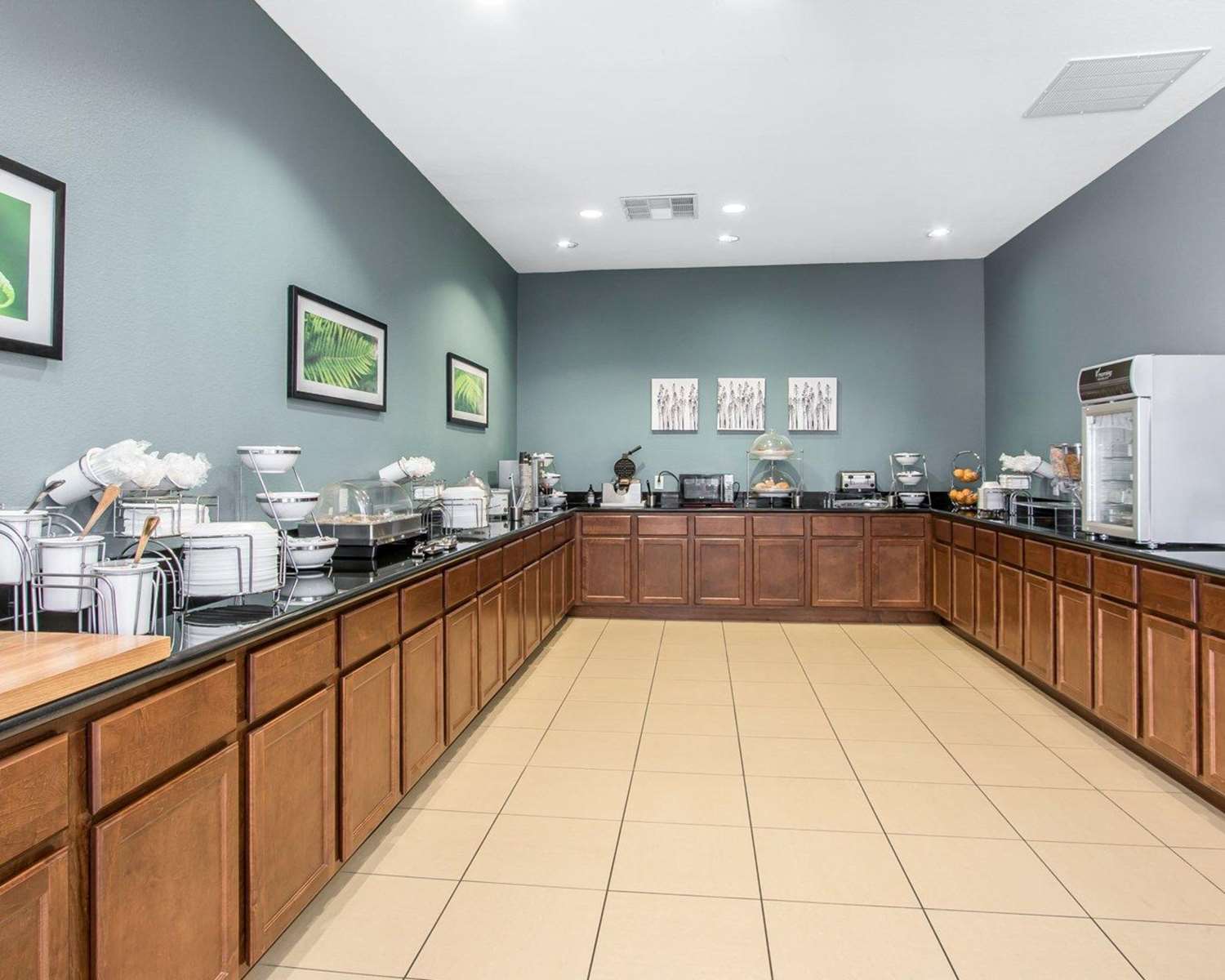 Mainstay Suites Meridian 18/43