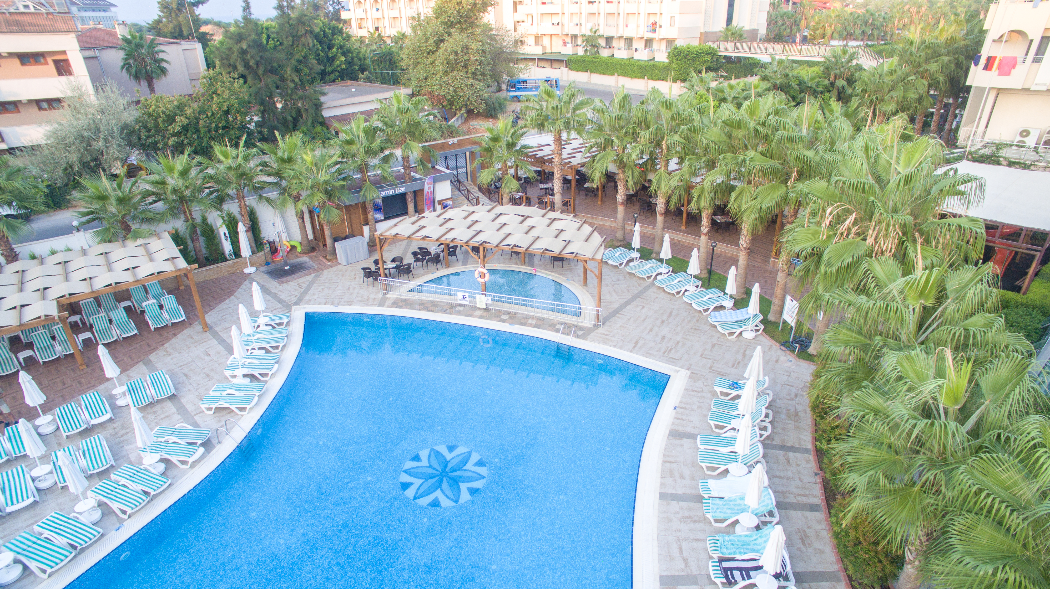 Lilyum Hotel 45/49