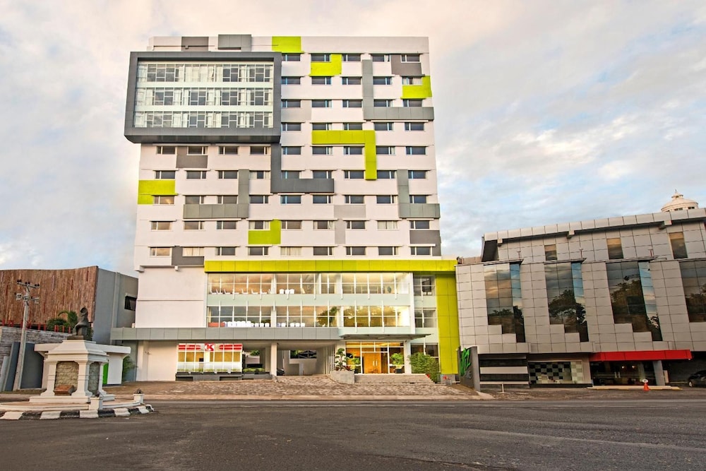 Whiz Prime Hotel Hasanuddin Makassar 4/36