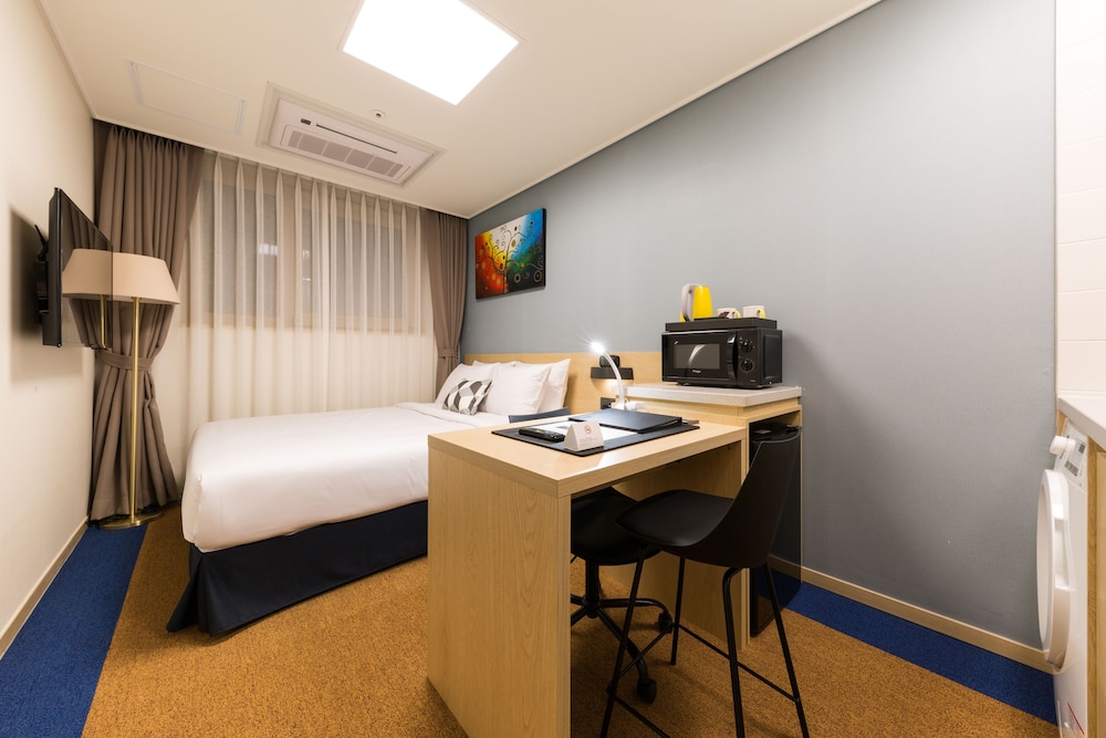 Days Hotel & Suites by Wyndham Incheon Airport 42/50