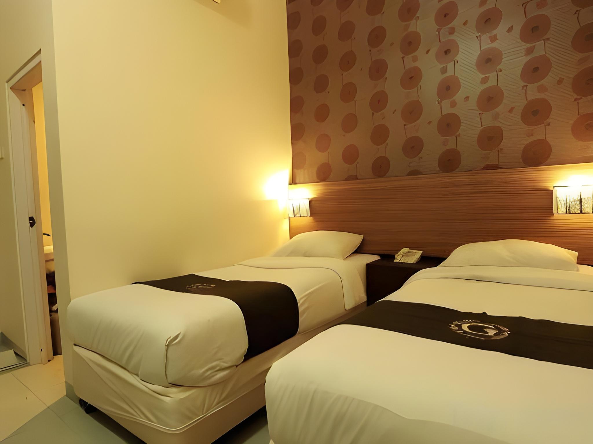 Grand Hotel Lombok 10/26