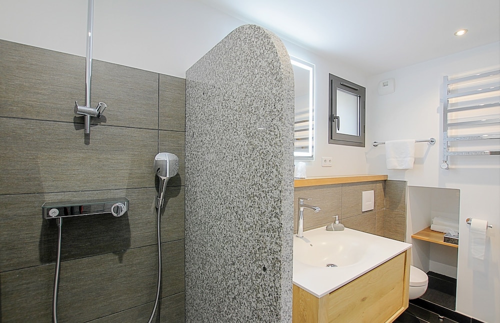 Residence Kalliste 16/17