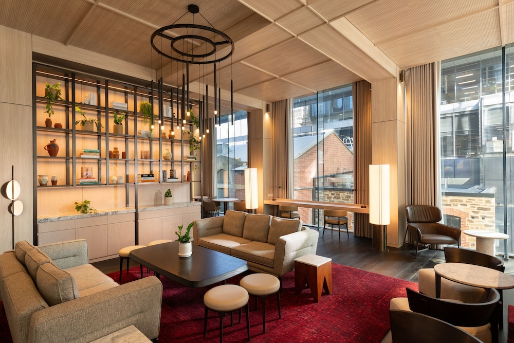 Adelaide Marriott Hotel 24/47