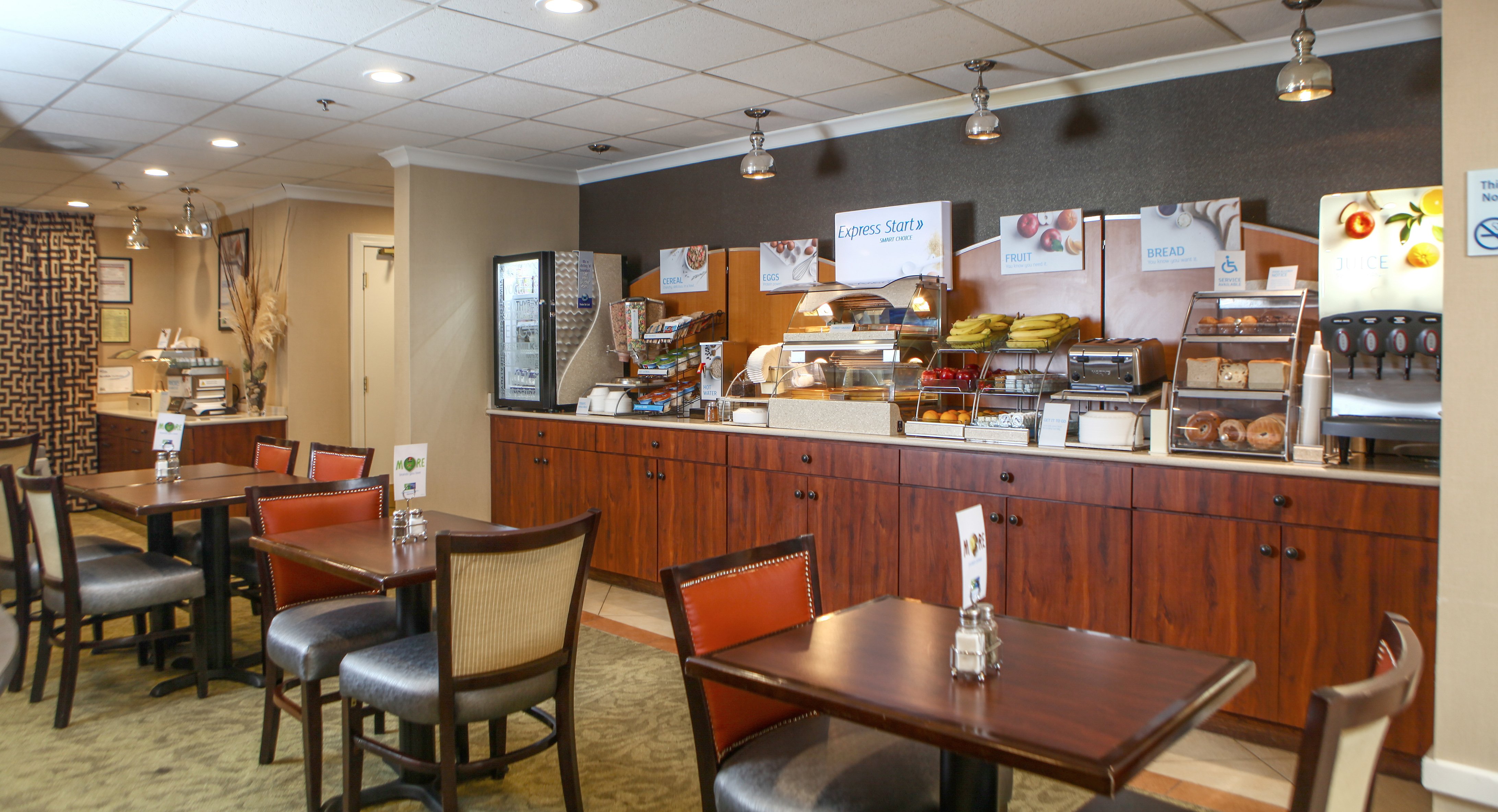 Holiday Inn Express Atlanta Emory University Area 26/37