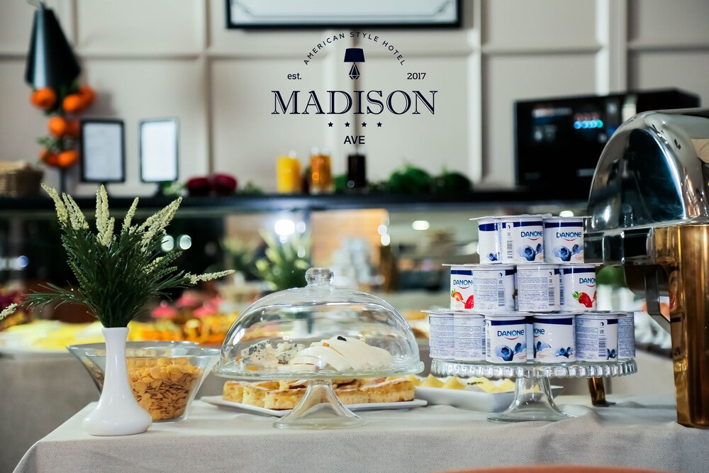 Madison Ave Hotel Bishkek 15/39