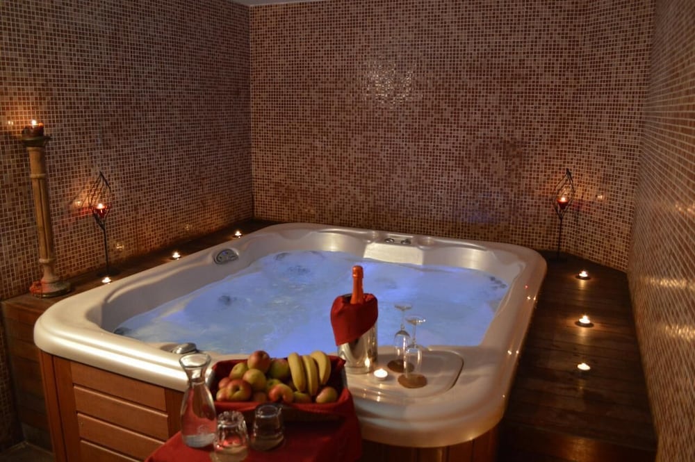 Hotel Medno 23/43