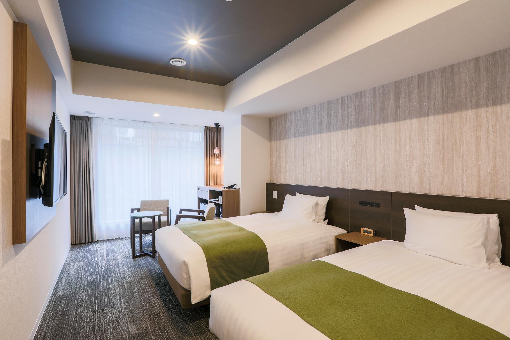 Semi Room, Universal, 2 Semi Double Beds