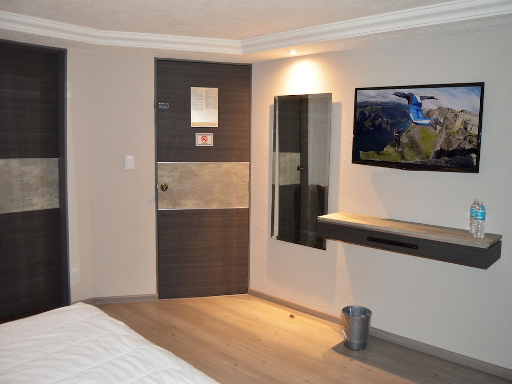 Hotel Seoul 9/61