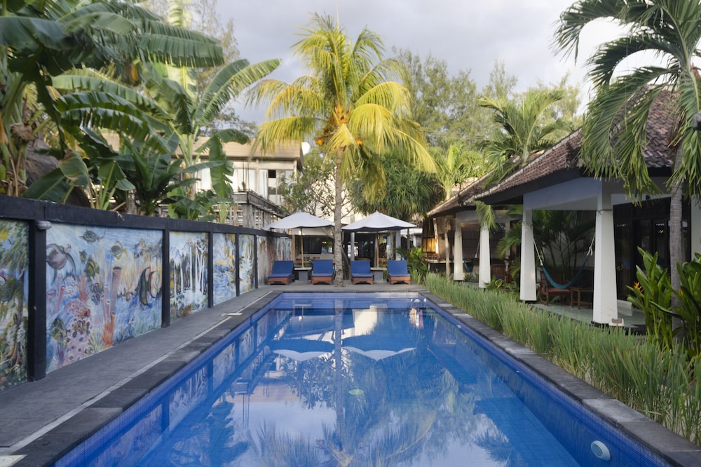 Warna Beach Hotel 41/46