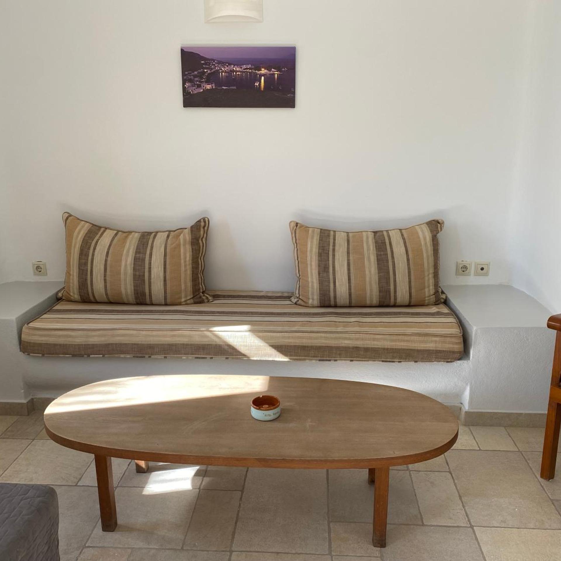 HARAKI STUDIOS & APARTMENTS 23/27