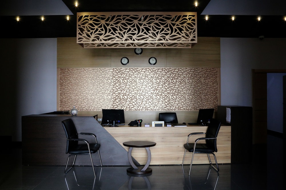 Hotel A44 48/52
