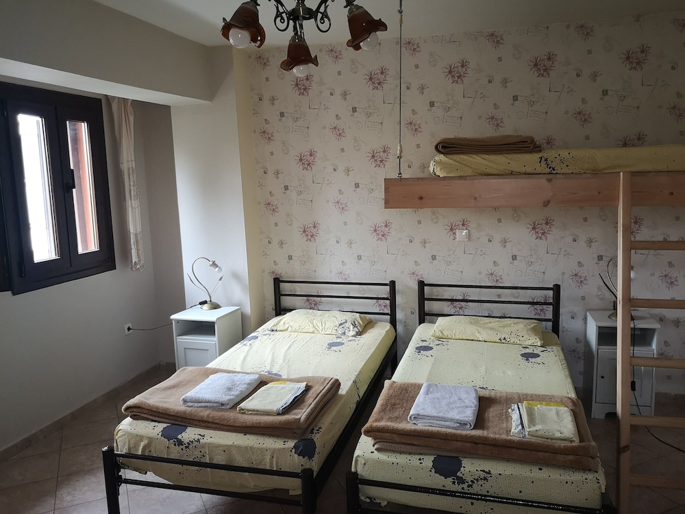 Studios Arabas - Hostel 7/50