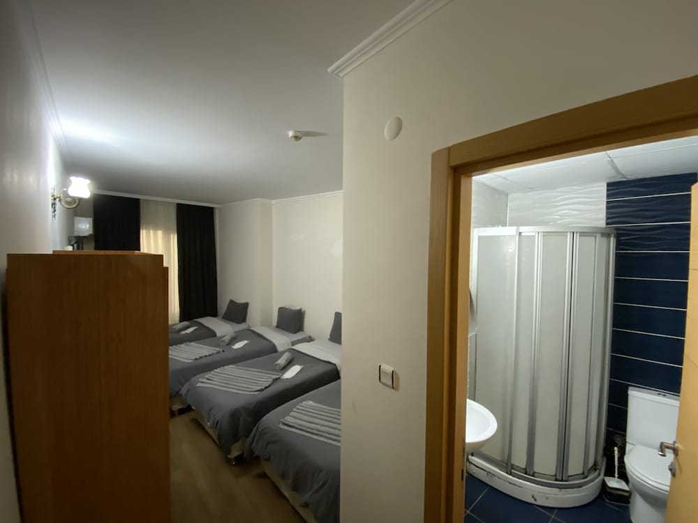 Reydel Hotel 56/72