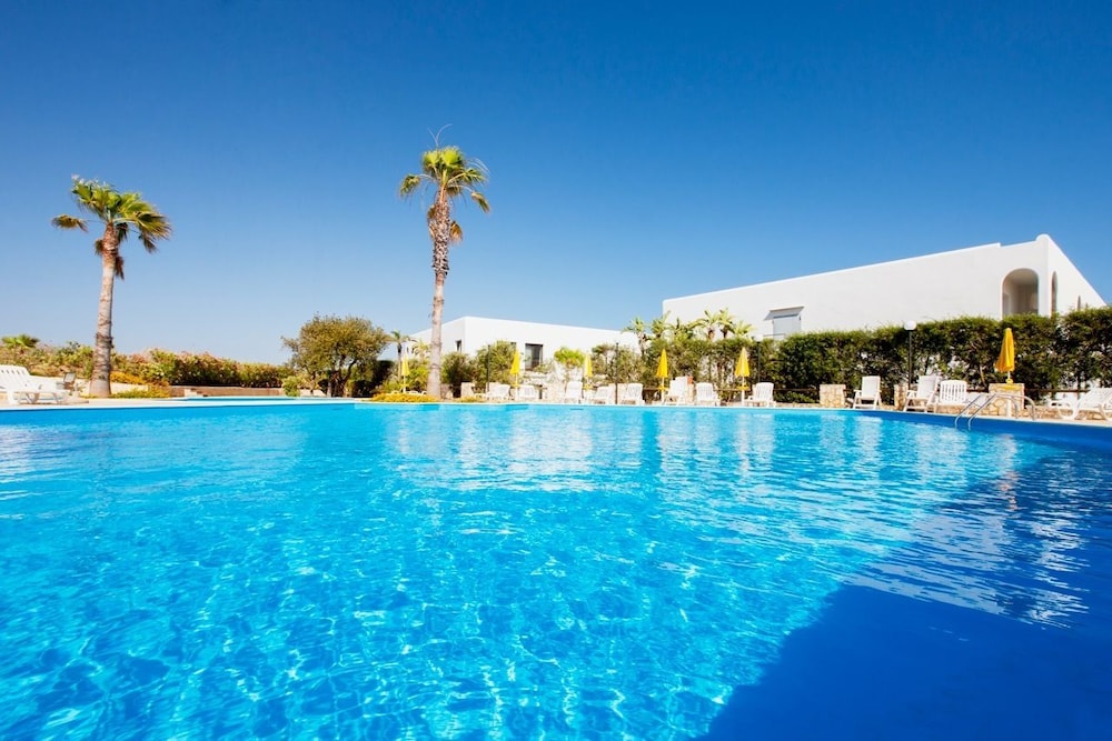 ZAHIRA RESORT AND VILLAGE 30/33