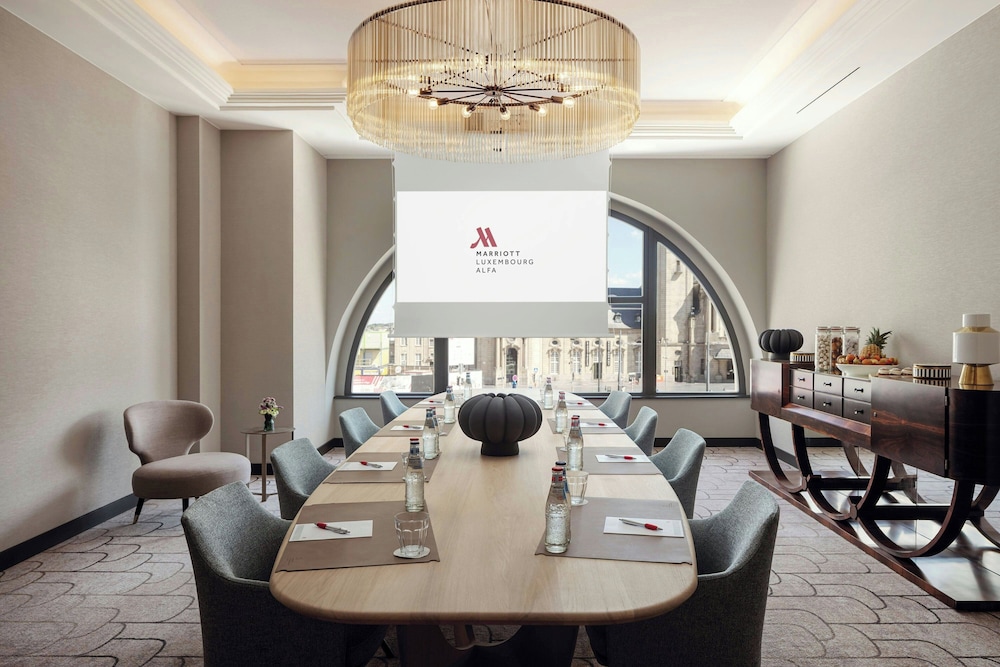 Luxembourg Marriott Hotel Alfa 48/56