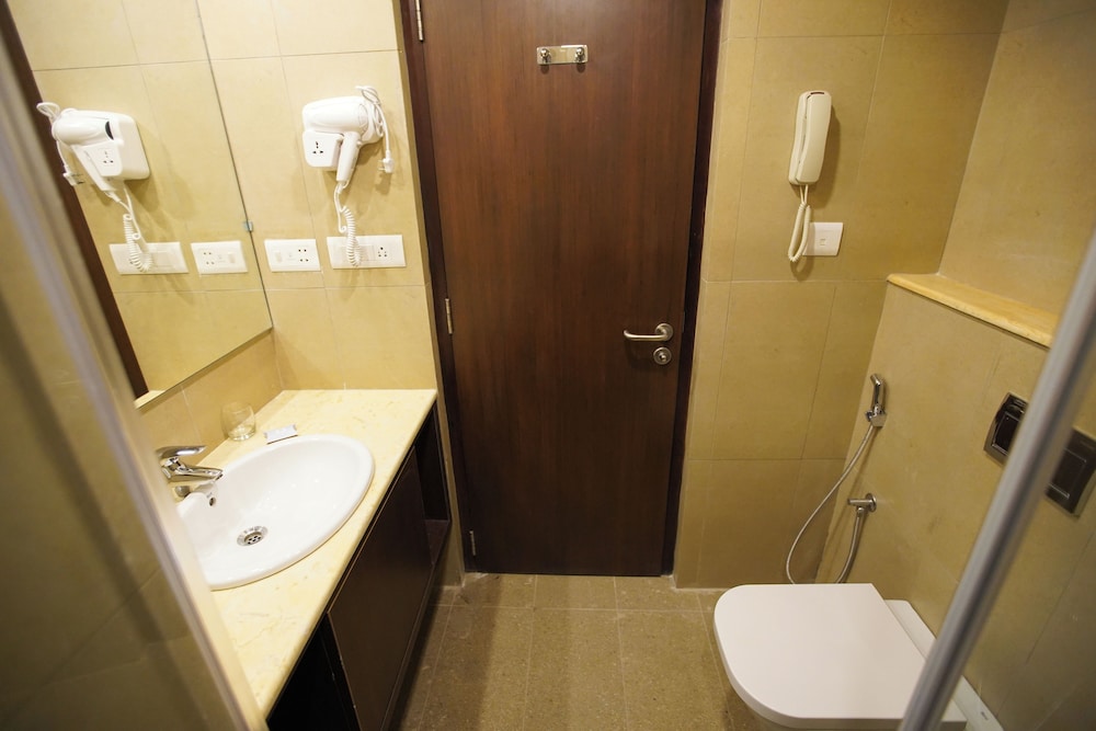 Jaag Hotel 48/50