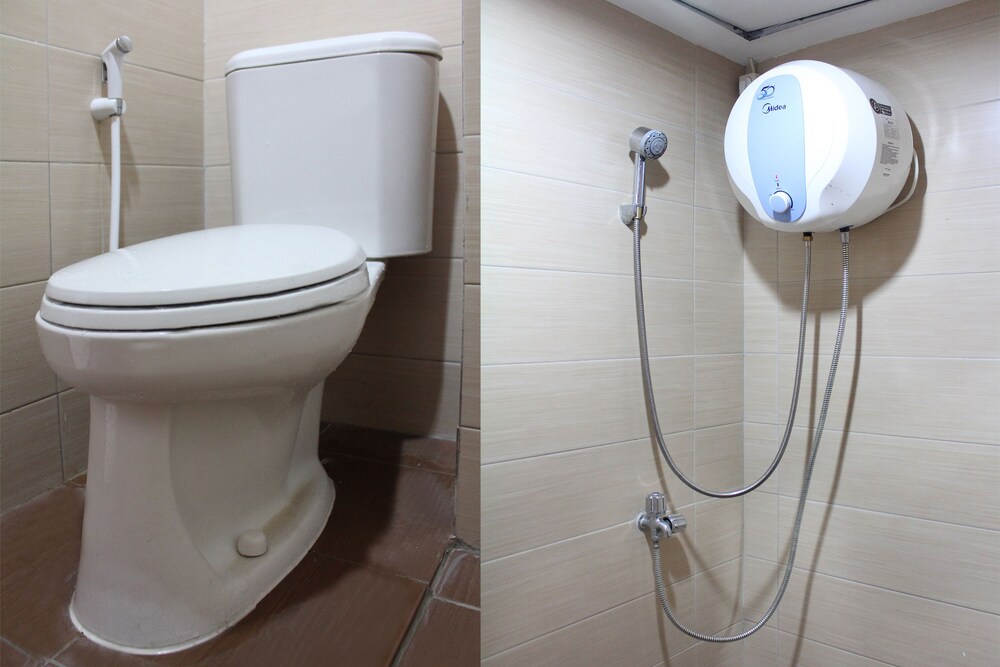 OYO 266 Margonda Residence 5 16/38