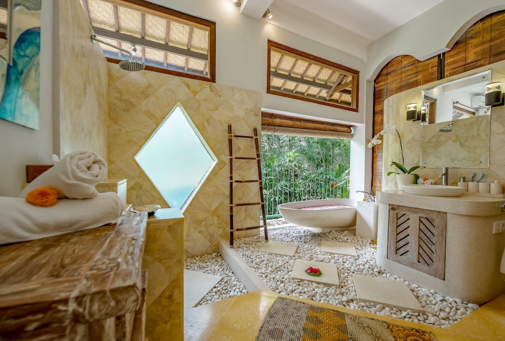 Villa Umah Shanti 26/50