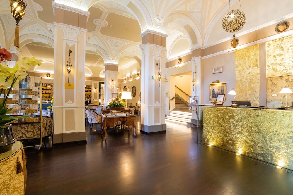 Bernini Palace Hotel 10/77